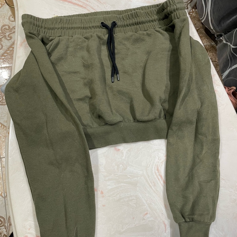 Forever 21 dark green crop top